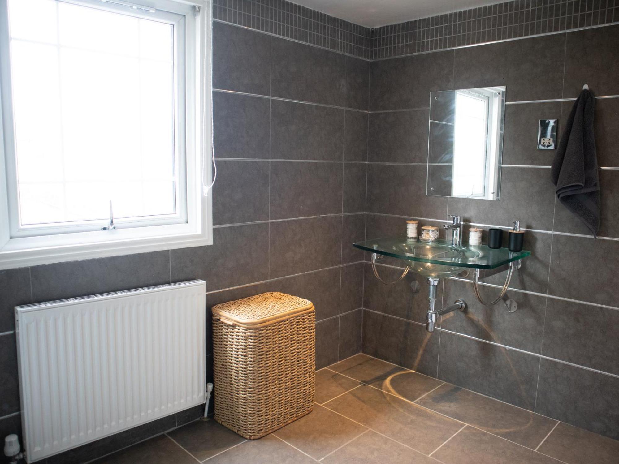 Bright Private Terrace - Free Private Parking - Tv - Wifi - Netflix Daire Croydon Dış mekan fotoğraf
