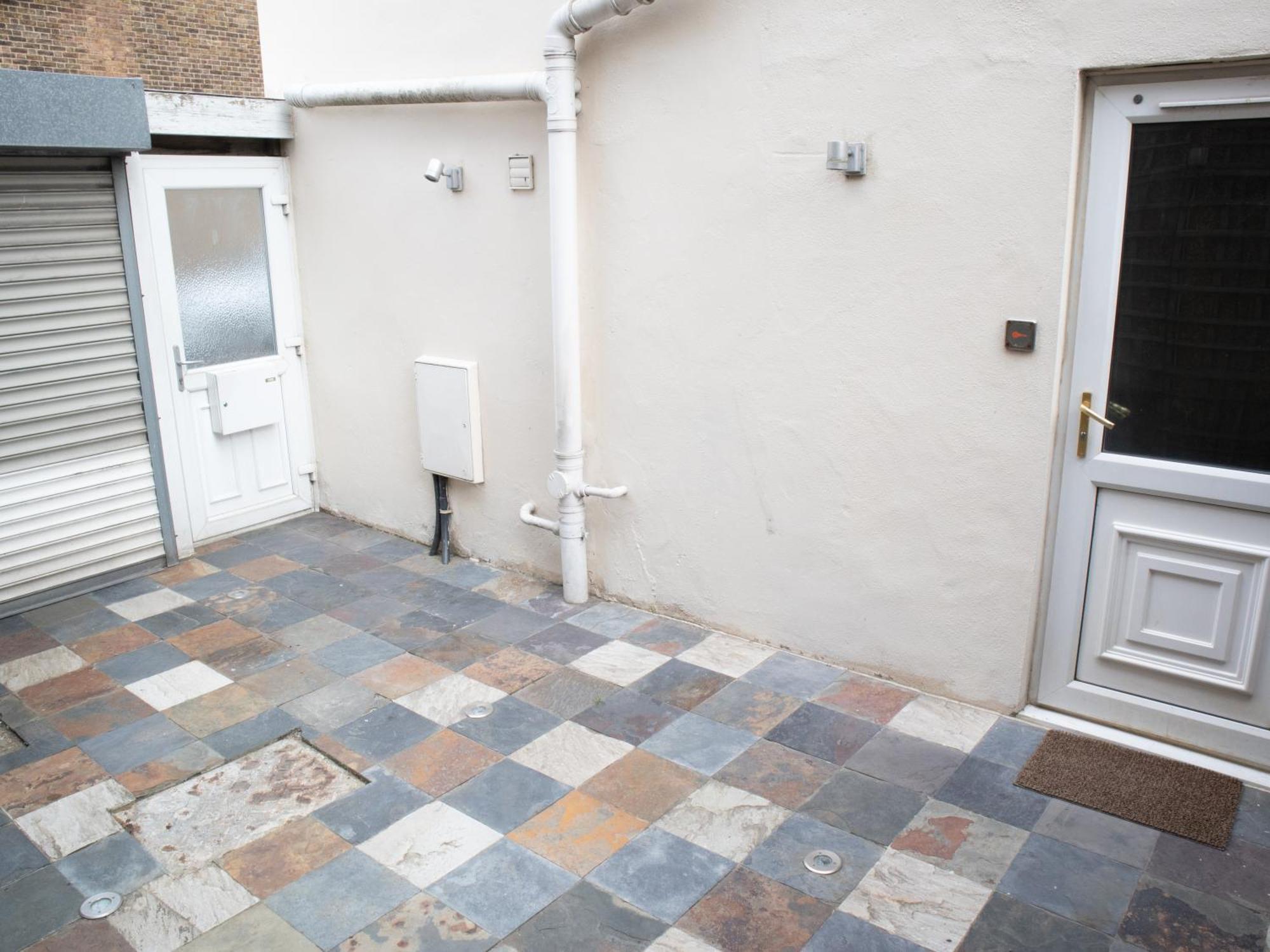 Bright Private Terrace - Free Private Parking - Tv - Wifi - Netflix Daire Croydon Dış mekan fotoğraf
